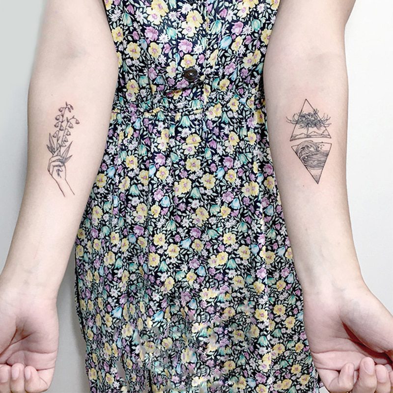 Hot 1PC Popular Ballet Black White Flowers Tattoos Sticker Temporary Drawing Body Art Fake Water Transfer Hot 1PC Popular Ballet Black White Flowers Tattoos Sticker Temporary Drawing Body Art Fake Water Transfer